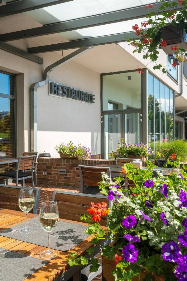 Wellness Hotel Abacie Novy Jicin Exterior photo