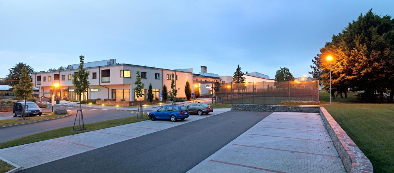 Wellness Hotel Abacie Novy Jicin Exterior photo